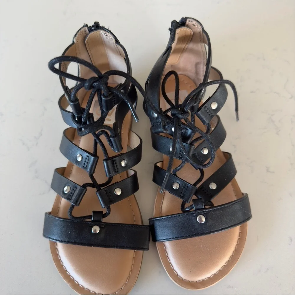 New DV Dolce Vita Curse Gladiator sandal in Black Size: 1